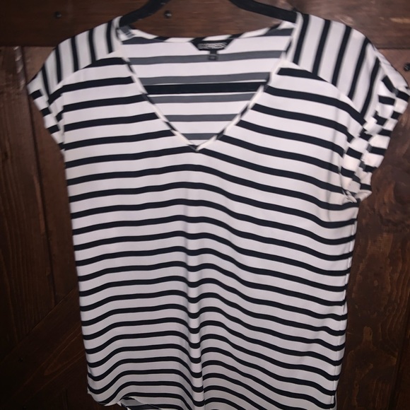 Express Top - Picture 2 of 3